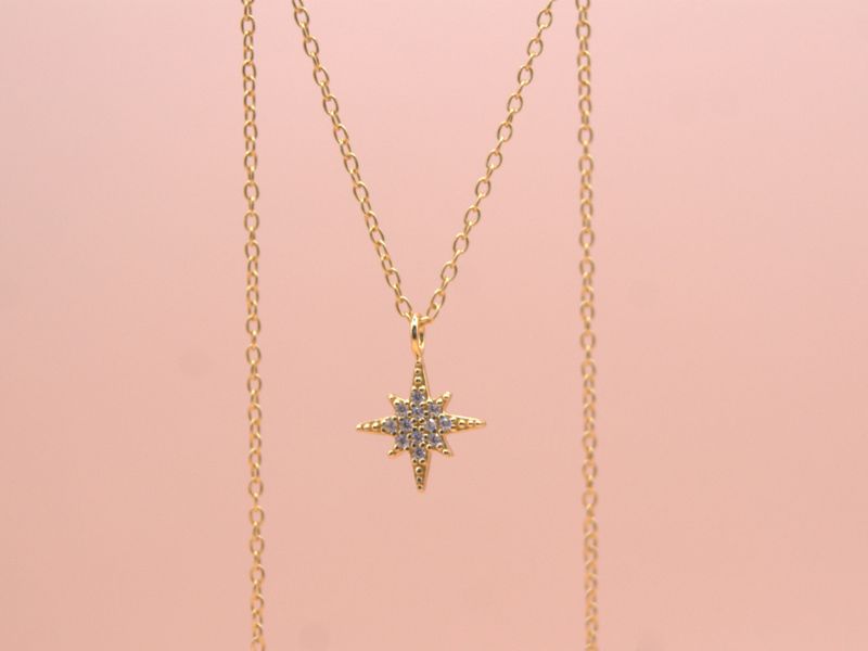 Golden North Star halskjede