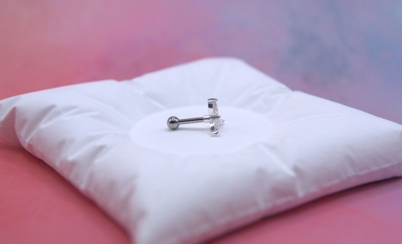 Silver Flower piercing