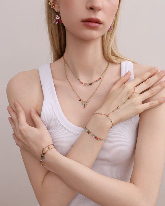 Fargerik Zirkonia Hand Chain